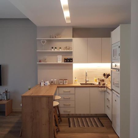 Elegant House With Acropolis View Apartment Атина Екстериор снимка